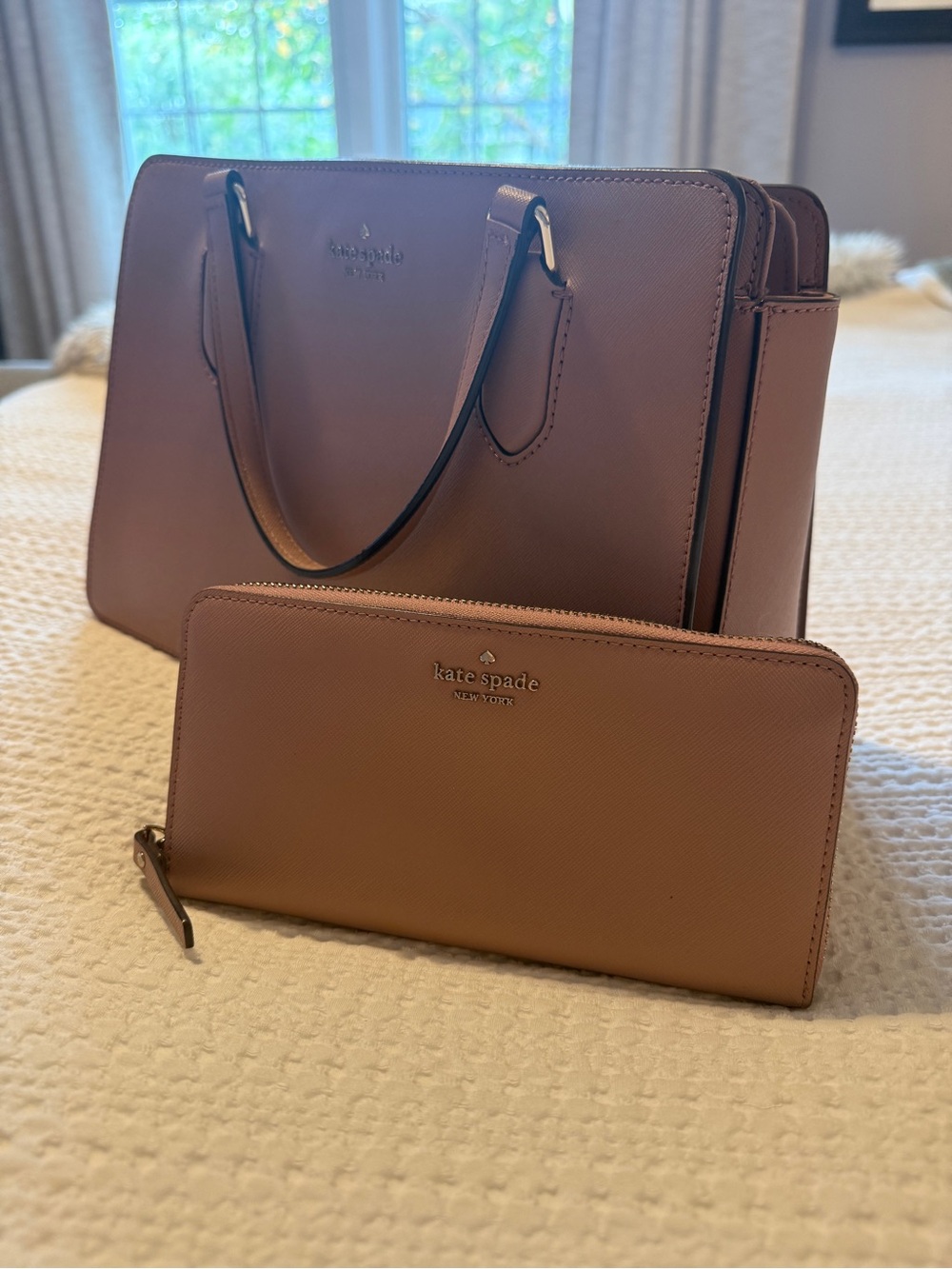 kate spade Dusty Rose Saffiano Zip Wallet